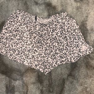 Brandy Melville shorts